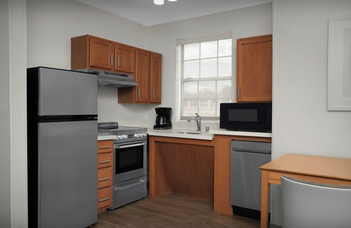 Victory Hills Hotel | Towneplace Suites Abq Airport