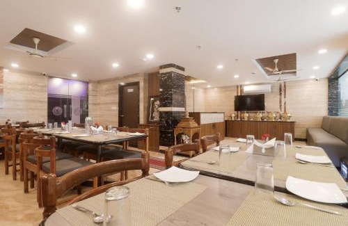 Tirupati Hotel | Townhouse DJ Grand