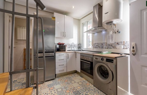 Tetuan House | Townhouse near Plaza Castilla - Apartment CUZCO