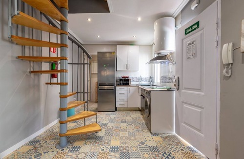 Tetuan House | Townhouse near Plaza Castilla - Apartment CUZCO