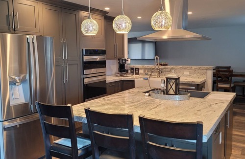 Fort Mohave House | tQuiet two story house on 2 acres. Plenty of parking, for RV, vehicle & toys.