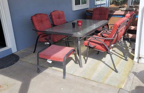 Fort Mohave House | tQuiet two story house on 2 acres. Plenty of parking, for RV, vehicle & toys.