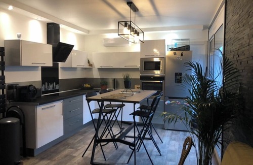 Belsunce Apartment | Très Belle Appartement Design Hyper Centre Marseille