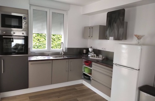 Bretteville-sur-Odon Apartment | Très Spacieux F3 Avec Terrasse et Jardin