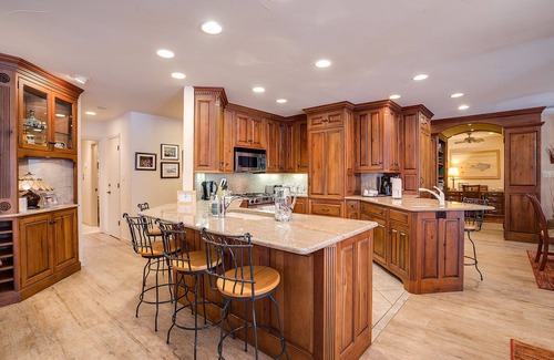 Steamboat Springs Condo | TR1111 | Perfect for families or group of couples | Winter Shuttle | 10 Hot Tubs