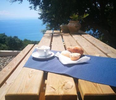 Ispani Apartment | Tra Montagne e Mare