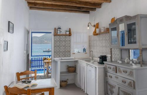 Tripiti House | Traditional and Sailor's Sirma Klima