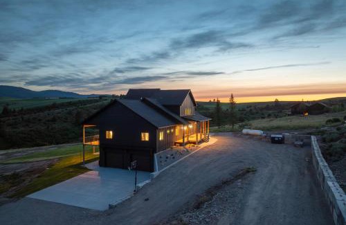 Irwin House | Trails End Lodge