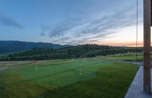 Irwin House | Trails End Lodge