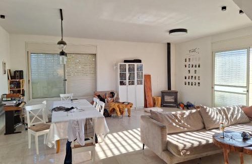 Rosh Ha'ayin House | Trankilo on the field