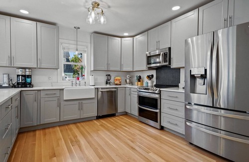 Wakefield-Peacedale House | Tranquil 1875 Victorian with beautiful grounds and inground pool