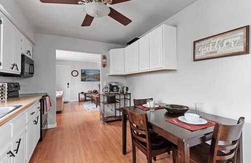 Spring Lake Park Apartment | Tranquil 2BR Apt Mpls - 8075 Apt 3