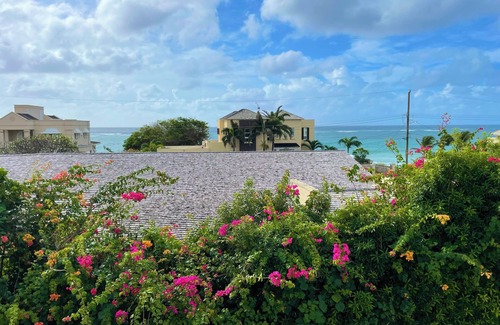 Green Garden Villa | Tranquil 3 bedroom garden-view unit with direct access to the pool