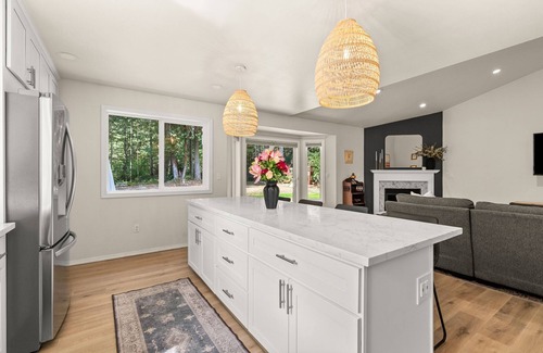 Lacey House | Tranquil 4-bedroom house with AC in Olympia