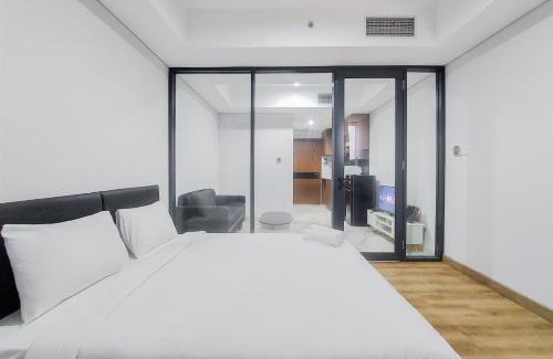 Pinang Apartment | Tranquil and Comfort Living 1BR The Smith Alam Sutera Apartment By Travelio
