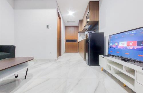 Pinang Apartment | Tranquil and Comfort Living 1BR The Smith Alam Sutera Apartment By Travelio