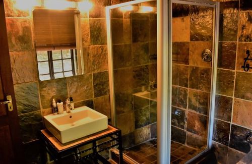 Gravelotte Cabin | Tranquil Chalets in Game Reserve (70km from Kruger National Park)