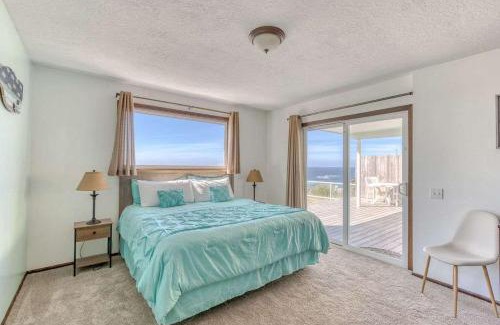 Lincoln City House | Tranquil Edge Retreat - Oceanfront house w hottub