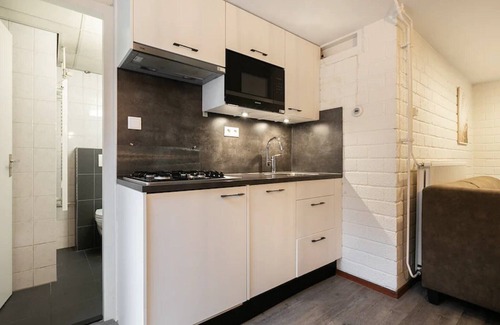 Kootwijk House | Tranquil forest bungalow for couple