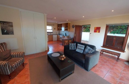 Somerset West Apartment | Tranquil, fully-equipped and spacious garden flat with access to pool.
