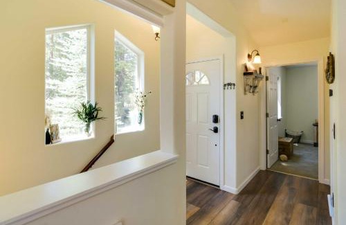 Peninsula Village House | Tranquil Lake Almanor Getaway with Grill!