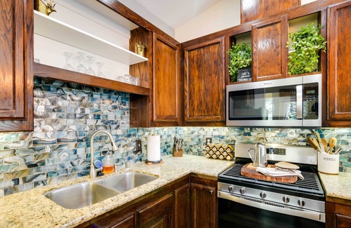 Peninsula Village House | Tranquil Lake Almanor Getaway w/Grill!