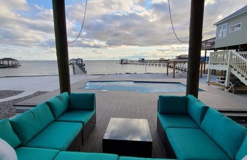 Slidell House | Tranquil Lake House, Come Get Away!