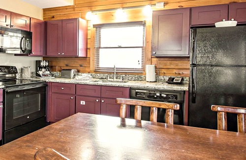 Wisconsin Dells Cabin | Tranquil, Majestic Condo Resort