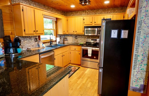 Necowa Cove Cabin | Tranquil mountain cabin with stunning views, hot tub & dog friendly