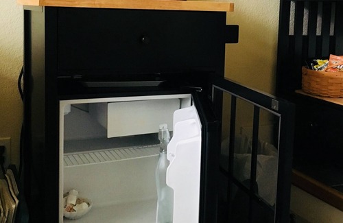 Napa House | Tranquil Napa Retreat Near Downtown, City License #VR-16-0024