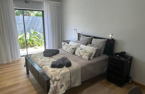 Westcliff House | Tranquil Private Rooms Hermanus