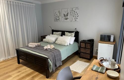 Westcliff House | Tranquil Private Rooms Hermanus