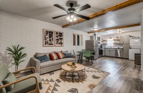 Stillwater Apartment | Tranquil Retreat in Stillwater - Free Parking & Reliable WiFi