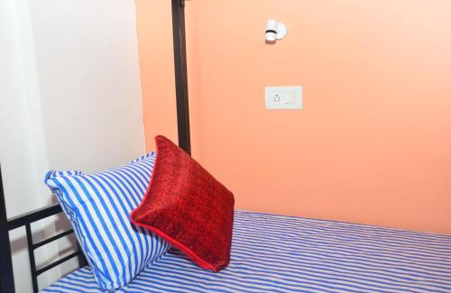 Bhubaneshwar House | Tranquil Room