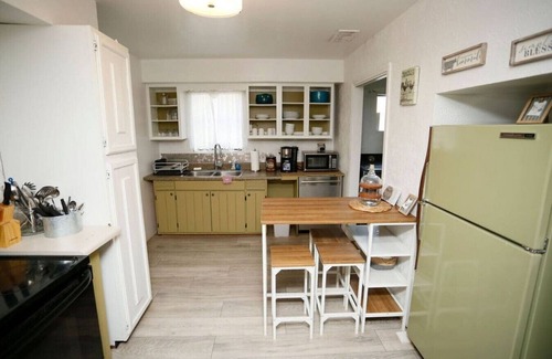 Carlsbad House | Tranquil Rustic Quiet Family Home