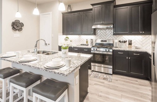 Sienna Plantation House | Tranquil Stay on Crossing Oak