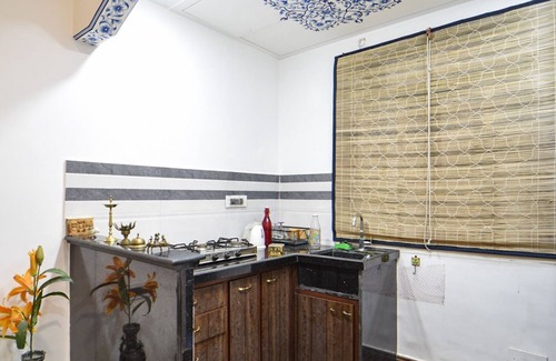 Jaipur Villa | Tranquil Studio with Spacious Terrace Garden, Gazebo, close to the heritage City