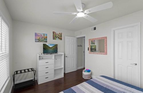 Port Charlotte Apartment | Tranquil Waterfront Retreat w Scenic Views-Heated Pool