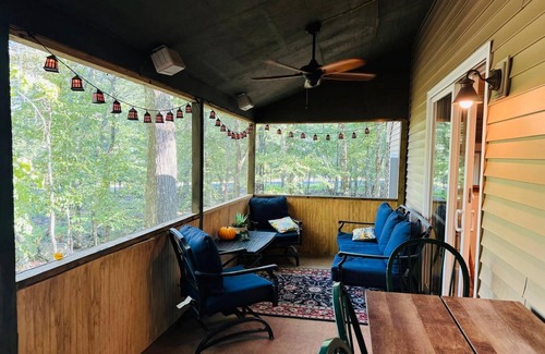 Lackawaxen House | Tranquility in the Pocono mountains of Masthope and Ski Big Bear.