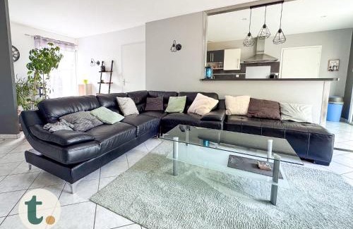 Chambretaud House | Tranquiloue - Maison Familiale 6 min du Puy du Fou