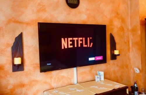 Vilich Apartment | Travel for business, Perfect. 300Mbit, Smart TV