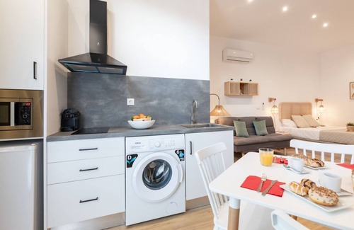 Montolivet Apartment | Travel Habitat Cabanyal Loft 3