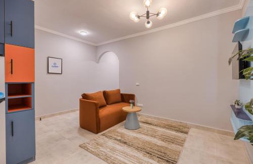 New Cairo Apartment | Travelholic Residence Near Mivida