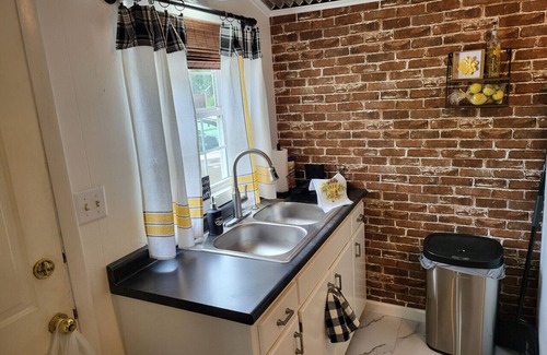 Shelbyville Apartment | Traveling Professionals are welcome at the Shelby Wharf