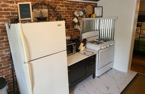 Shelbyville Apartment | Traveling Professionals are welcome at the Shelby Wharf