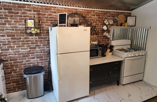 Shelbyville Apartment | Traveling Professionals are welcome at the Shelby Wharf