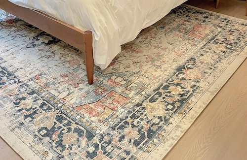 Roseville House | Traveling Professionals! Quiet Retreat with Private Pool Close to Hospitals...