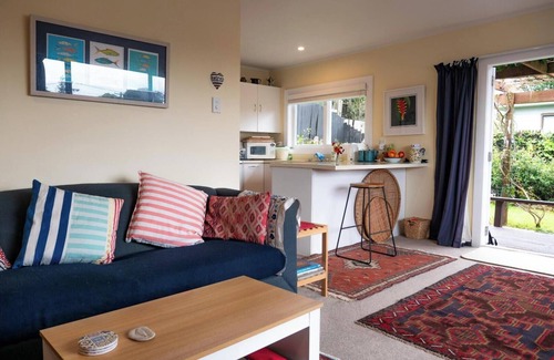 Greenlane - Ellerslie House | Travellers Retreat 1 BDR Central Auckland