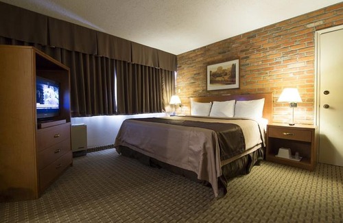 Thunder Bay Hotel | Travelodge by Wyndham Thunder Bay ON