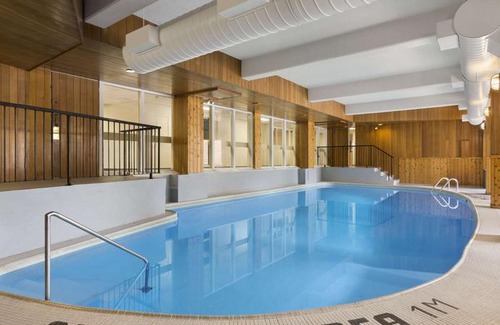 Thunder Bay Hotel | Travelodge by Wyndham Thunder Bay ON
